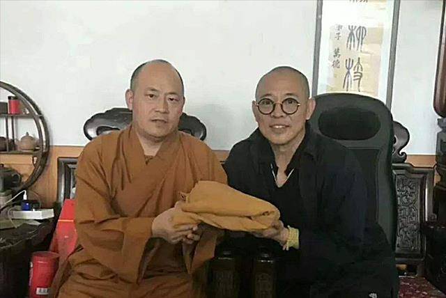 李连杰花2000万买下,如今价值1个亿_西藏_象征_珠子