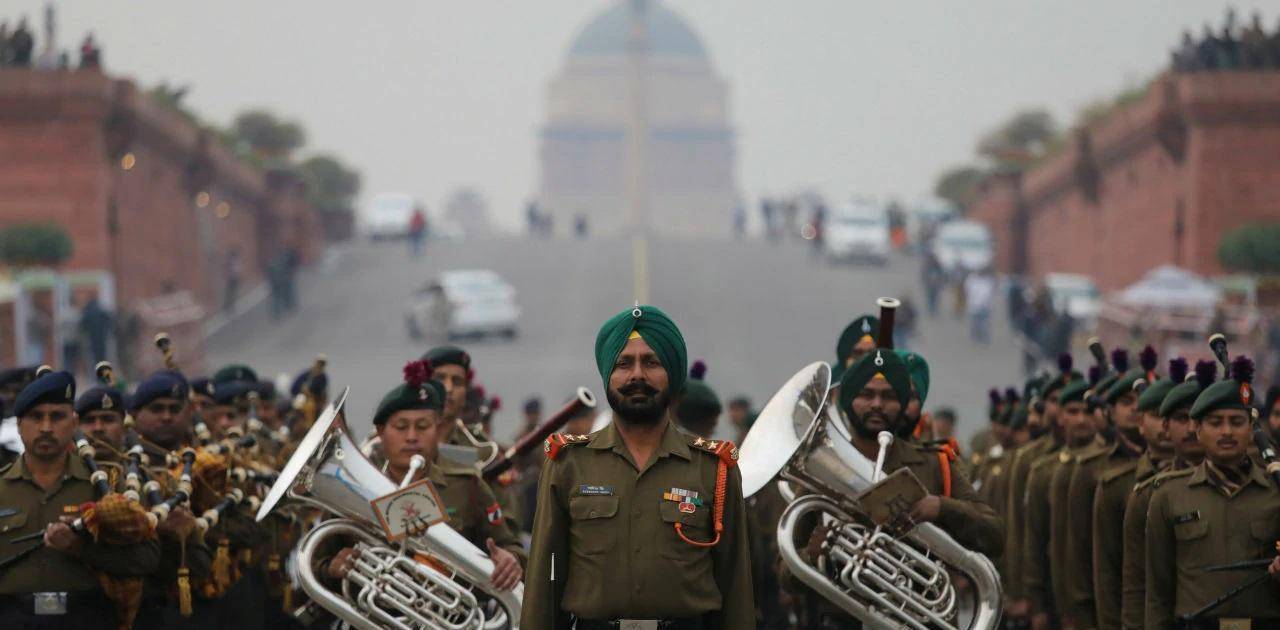 原创印度学者发文呼吁:别再自欺欺人,印军落后邻国30年都不止_中国_国