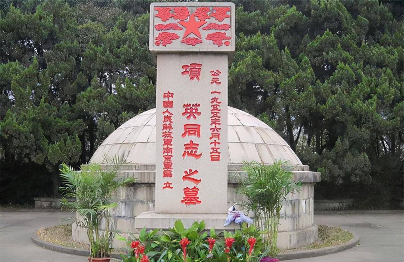 一生只享受过12天父爱,母亲被定为"叛徒"44年_瞿秋白_张亮_项英