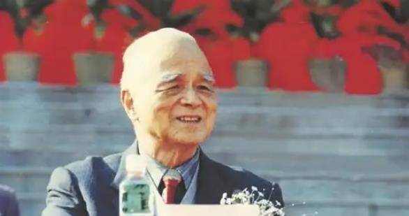 原创原创梁灵光主政厦门18年64岁成为广东省长人民至今没忘活到90