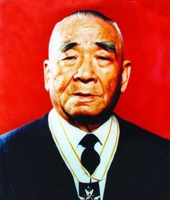 原创原创1978年船王捐1000万美元建饭店只求以父亲名字命名却无人敢接