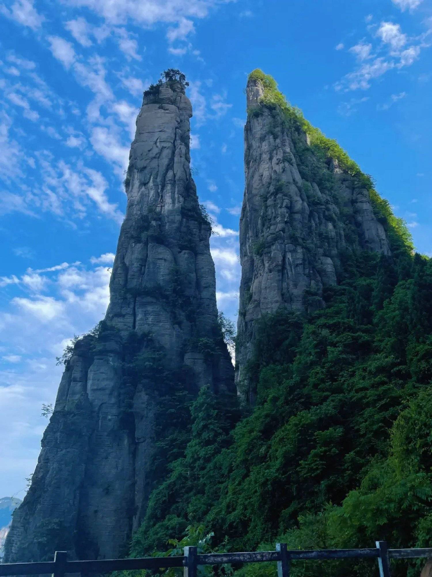 湖北恩施旅游5天当地团必玩景点湖北恩施旅游五天当地团攻略费用