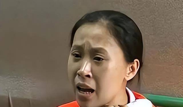 为继承财产,将姐姐一家四口灭门,行刑前丑态百出_凌小娟_二姐_李凌