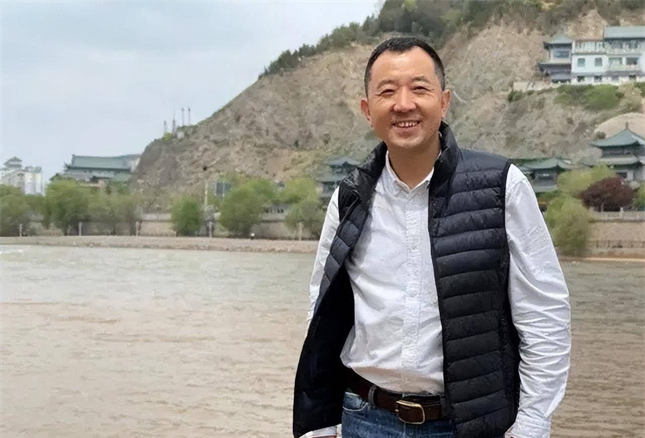 原创县委书记陈行甲辞职真相拿下87名贪官在上级挽留之下坚持辞职