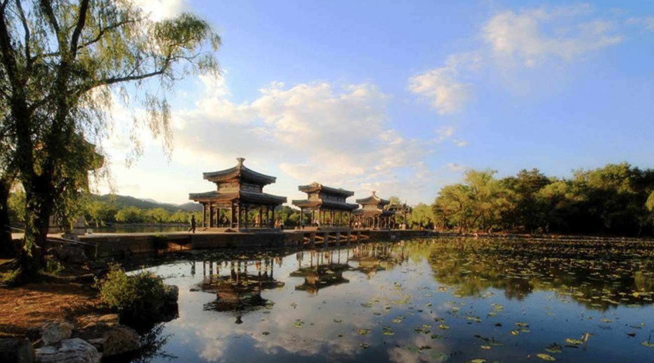 清朝花了89年才修建完避暑山庄,真的是避暑这么简单吗?并不是_宫殿_公