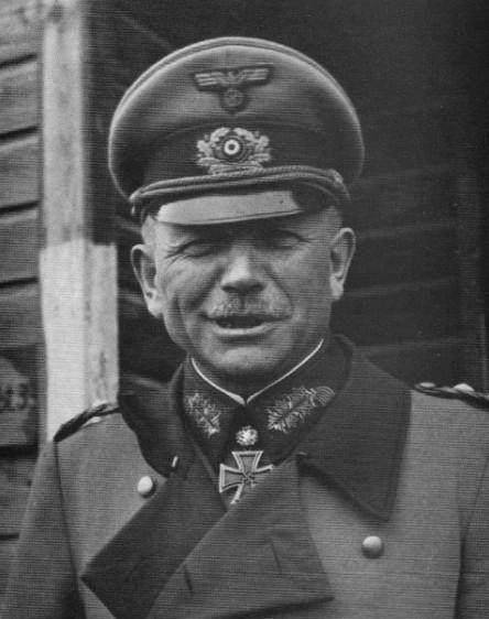 原创他仅用十几天就占领了一个国家差点全歼33万军队