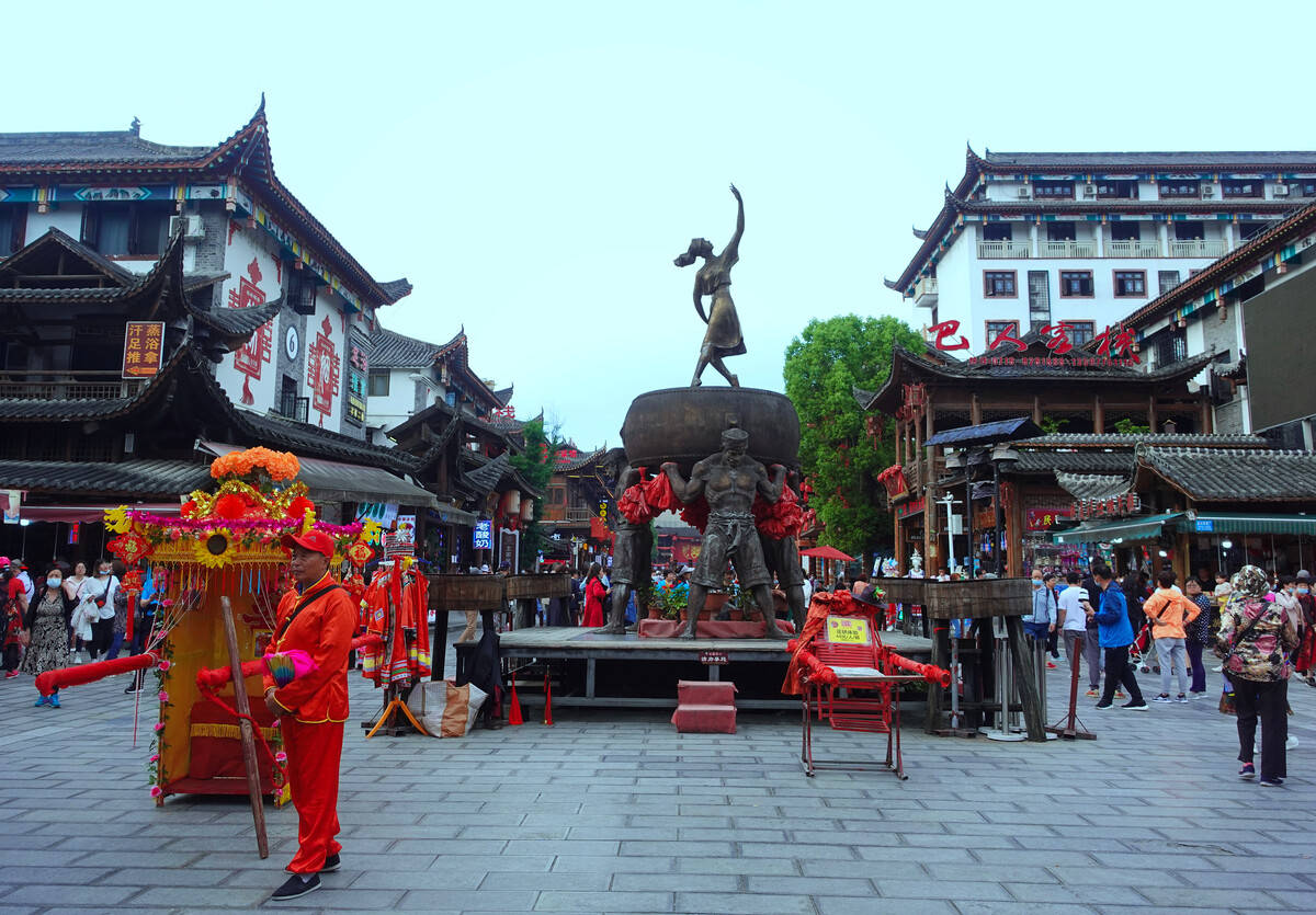 株洲到恩施旅游报团要多少钱株洲到恩施旅游报团攻略及费用