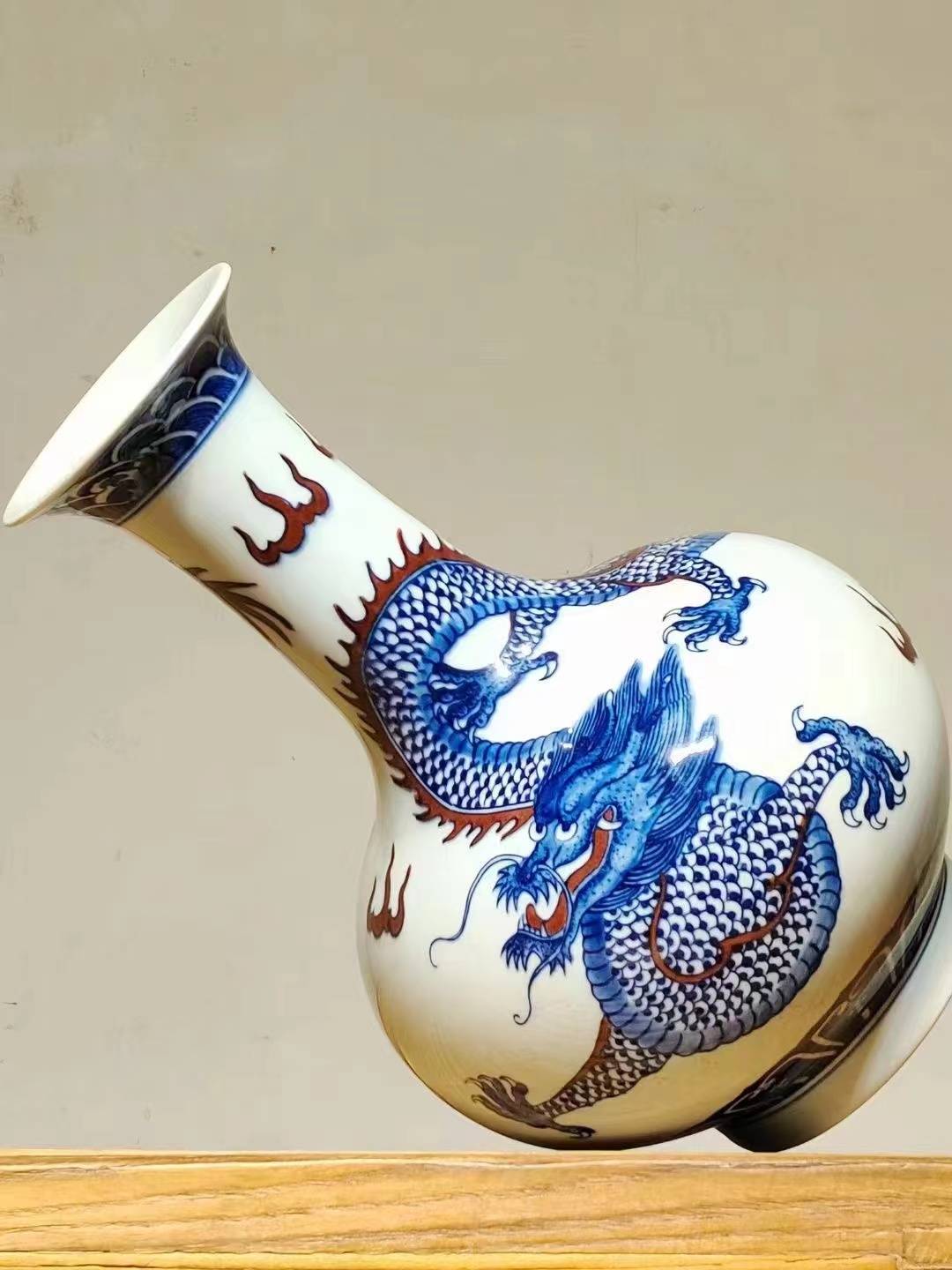 一善堂制龙纹赏瓶_雍正年间_清代_造型