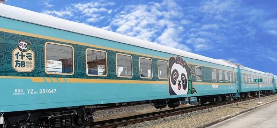 夕阳红新疆专列16日游的价格及路线全攻略