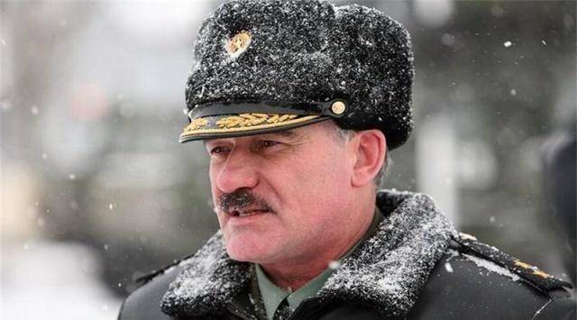 一次决定,挽救无数人,最后却受责罚提前退休_彼得罗夫_发射导弹_警报