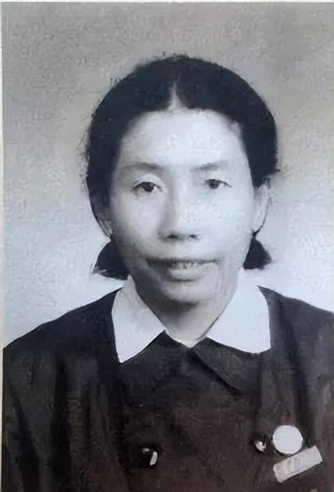 原创传奇女性曾昭燏一生未嫁55岁选择跳塔自杀家族引以为傲