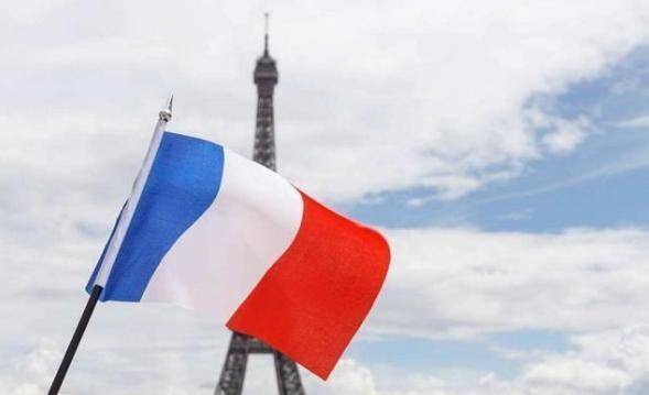 原创世上把白旗当国旗的国家使用了百年之久如今是联合国五常之一