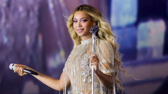 原创碧昂斯为牛仔卡特被拒绝的幽灵所困扰