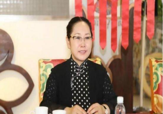 原创天津女富豪张荣华45岁丧夫一人撑起一片天为汶川武汉捐数亿