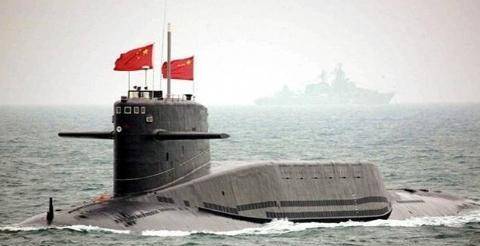 原创6年前372潜艇事件突坠300米180秒逃生冒死甩掉外军反潜跟踪