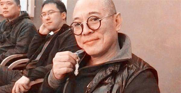 世界上只有两颗九眼天珠李连杰花两千万求来一颗如今价值上亿