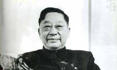 原创他一生只结过一次婚和妻子恩爱到老最后无奈投湖自尽