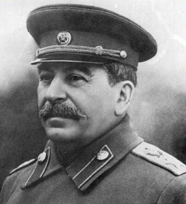 列宁逝世前为什么要与斯大林决裂?背后的原因是什么?_苏联_托洛茨基_