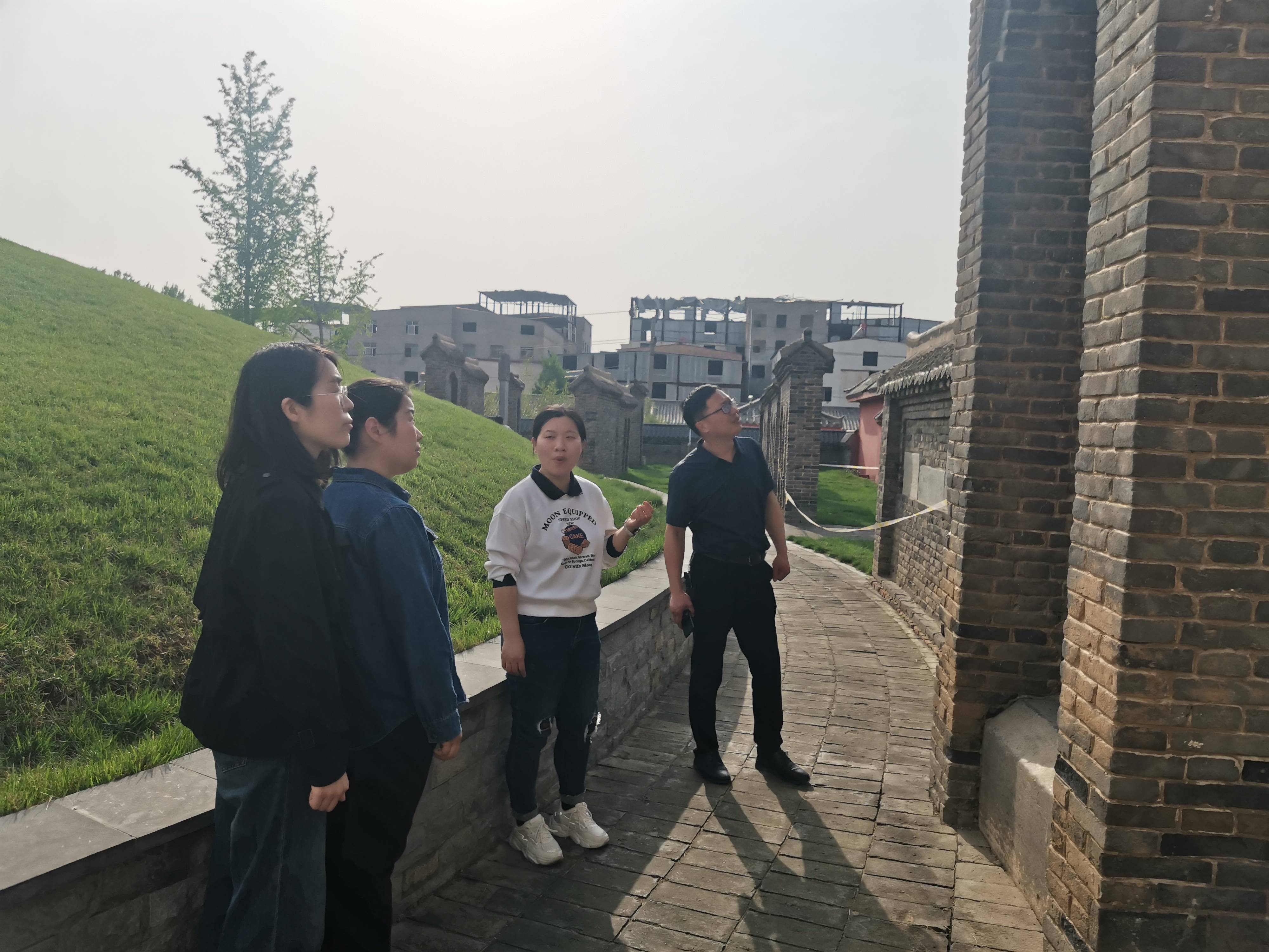 瞻纪信风标看汉代古韵