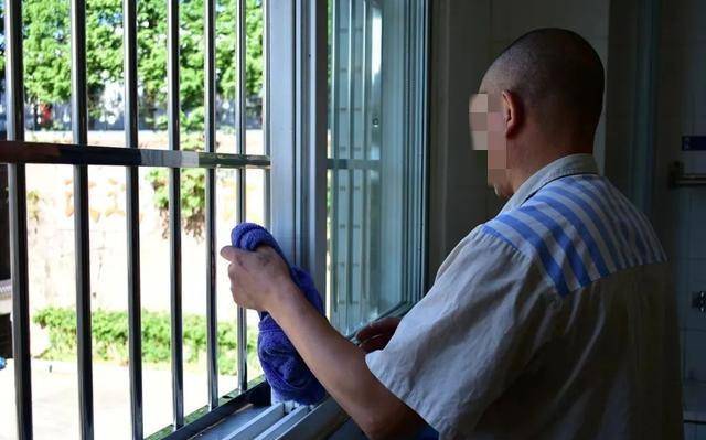 当然有用,2013年,他的案子引起了来自北京的律师张磊和贵州的律师