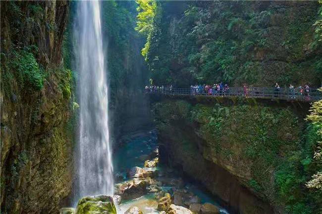 恩施旅游线路推荐:纯玩跟团游攻略大全,恩施游玩避坑必备指南