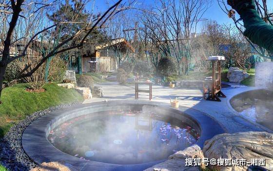 盘县胜境温泉,位于贵州省六盘水市盘县刘官镇.