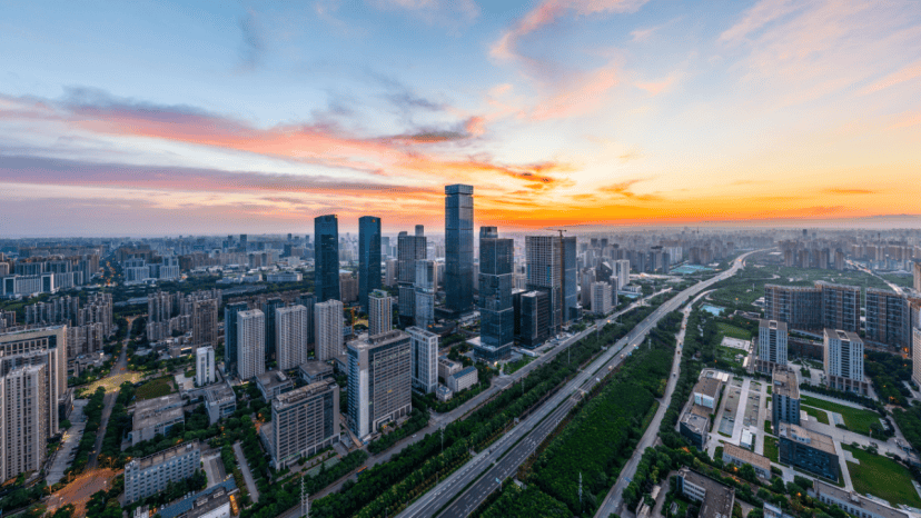 竞速新质生产力 争创国家新型工业化示范区 西安高新区亮出"9个新"