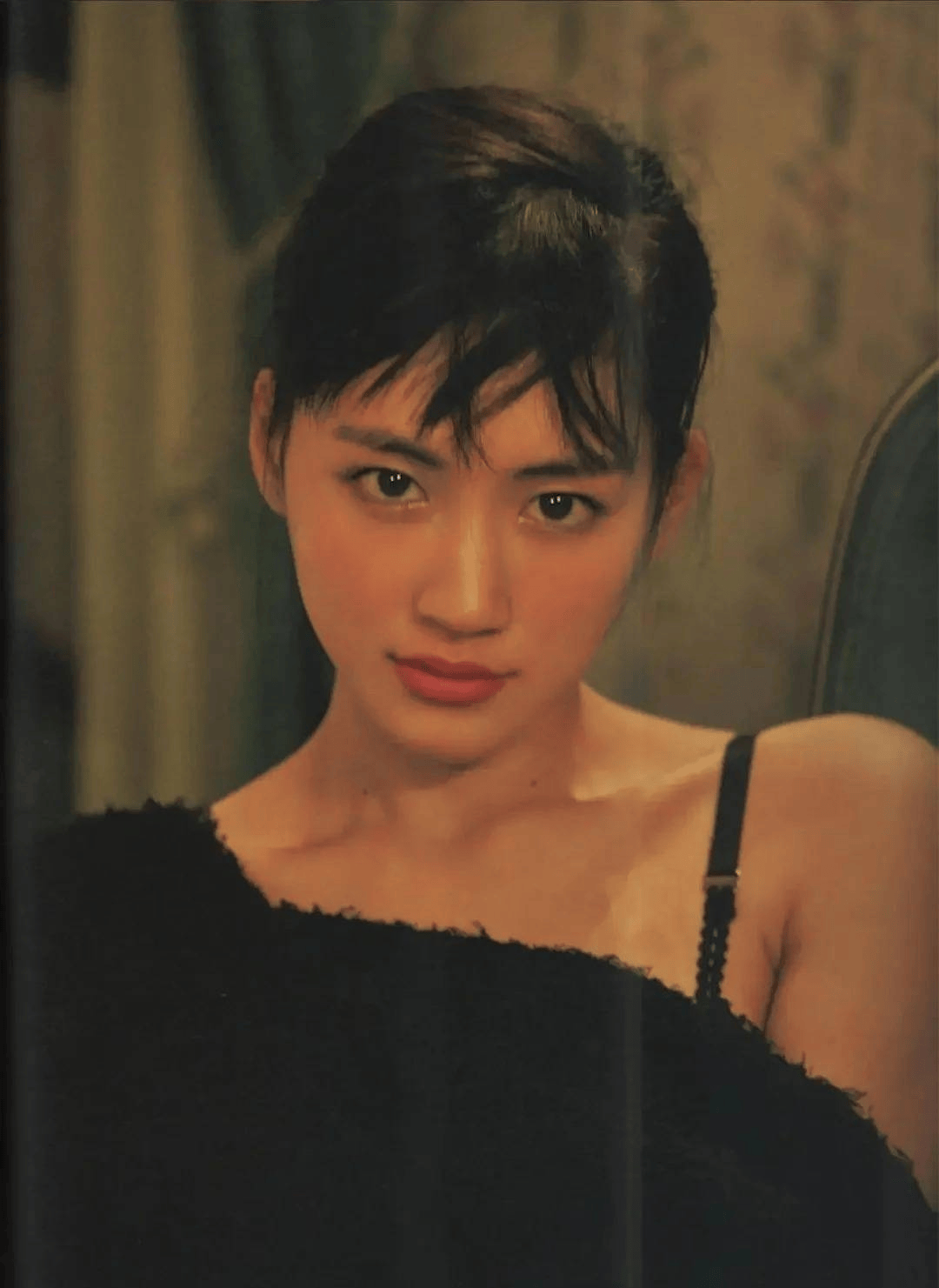 岛国风情!绫濑遥写真集揭秘美的诱惑