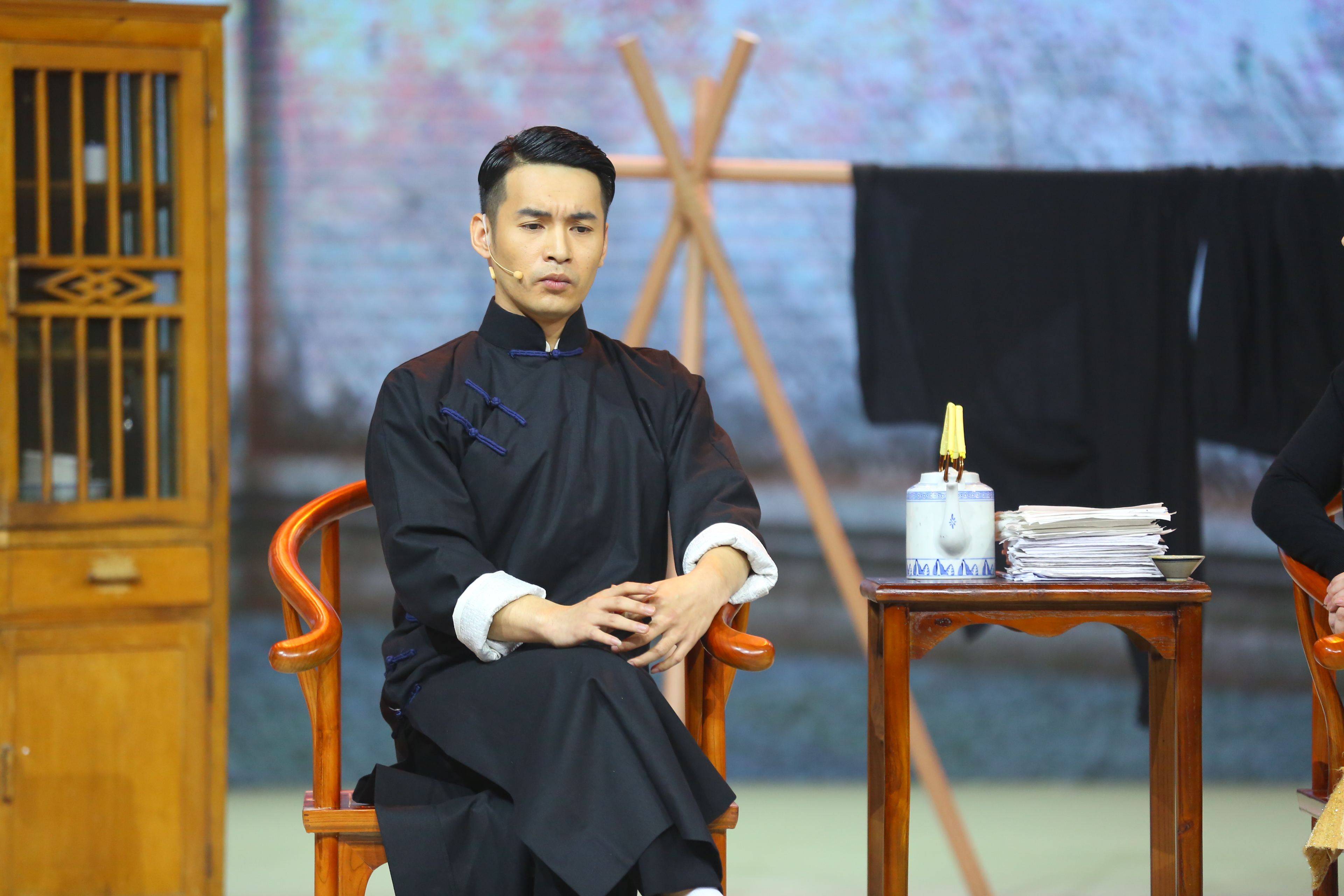 经纪公司:上海光拓文化发展有限公司文松经纪人苏华文松代言费多少?