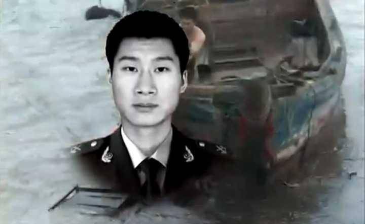 她是消防员未婚妻,领结婚证2次被放鸽子,拍婚纱照前,爱人牺牲_张良