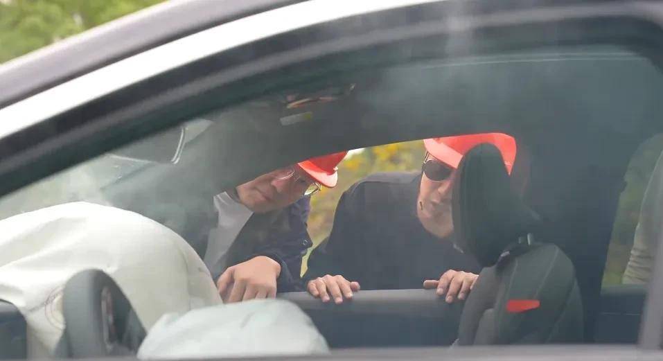 中美德三大电车横评,完成"虐车"挑战后,国产给合资上了一课