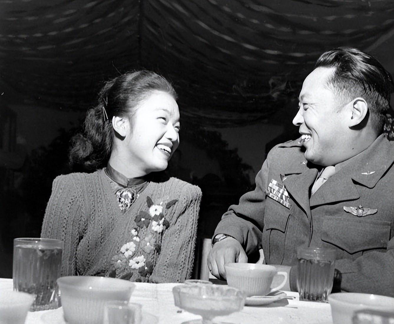 1948年,一国军上校妻子在医院被6人凌辱,老蒋三次致电