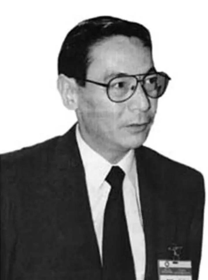 1996年蒋孝勇召开发布会,提出"两蒋"移灵大陆,3句话让人感动_蒋介石