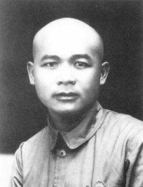 徐海东,这位被斯诺称为"中国的夏伯阳(苏联特级战斗英雄)"式的英雄