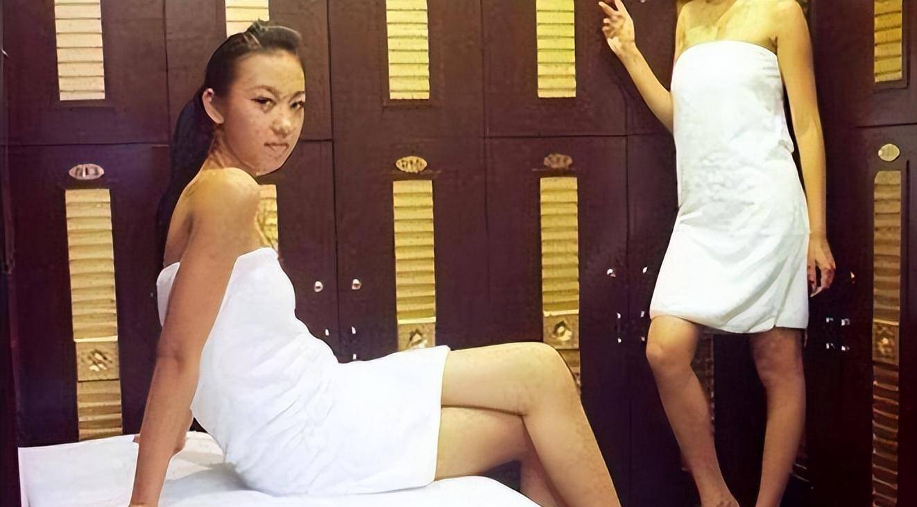 重庆女黑老大的覆灭:诱骗2000名无知少女,后成为文强的"二奶"