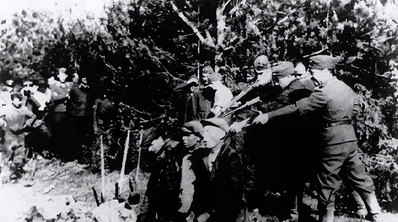 "女魔头"残害1500名同胞,苏联找了30年才抓到,她的下场如何?