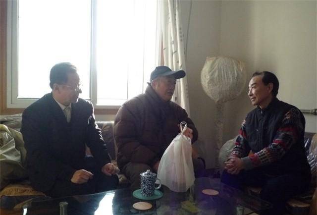 宋玉庆22岁就火遍全国,退休后去了美国唱戏:打败美帝野心狼