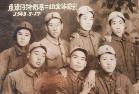 一块银圆救梁兴初两条命,任桂兰16年完成40万字,记录丈夫功勋