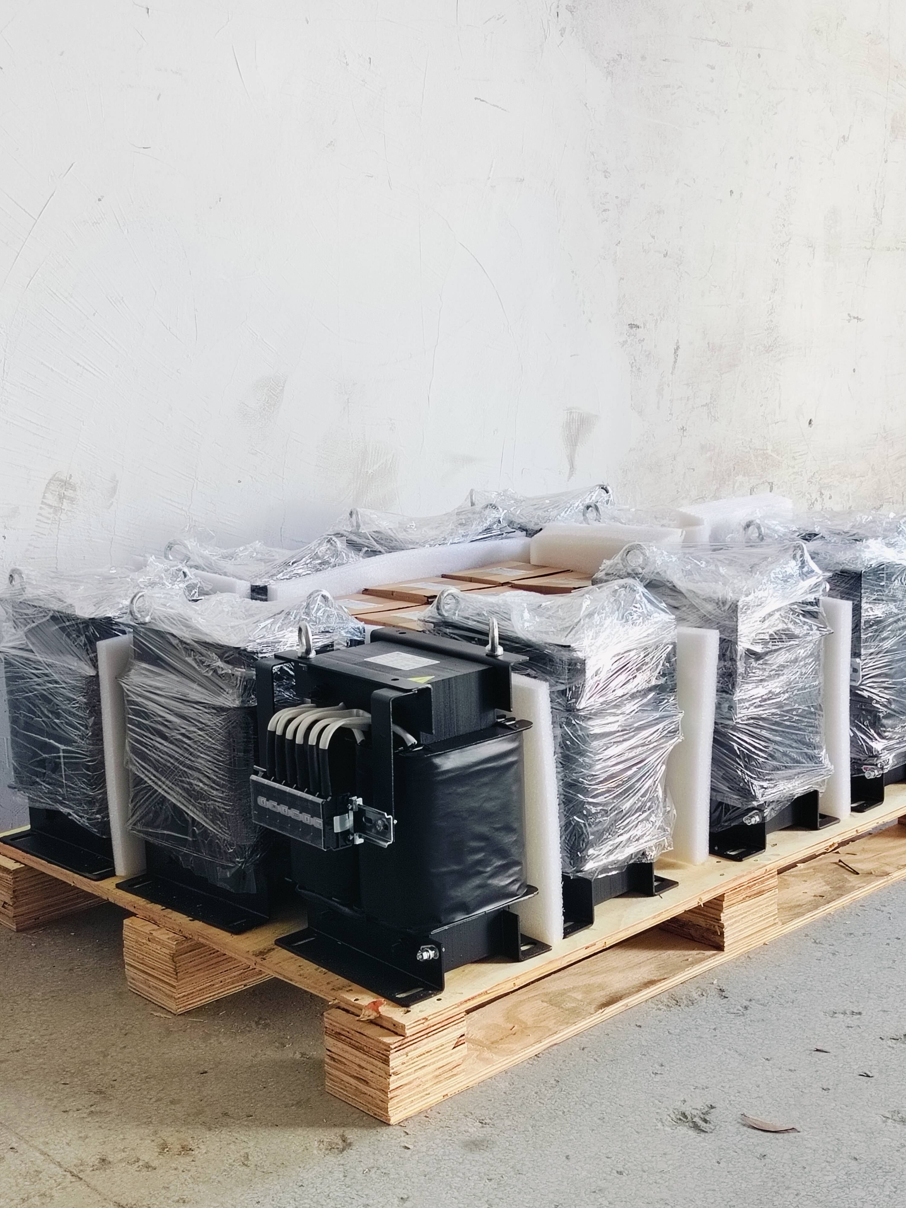 可拆卸式矿箱出口美国配套ul变压器277v变220v 卓尔凡电源