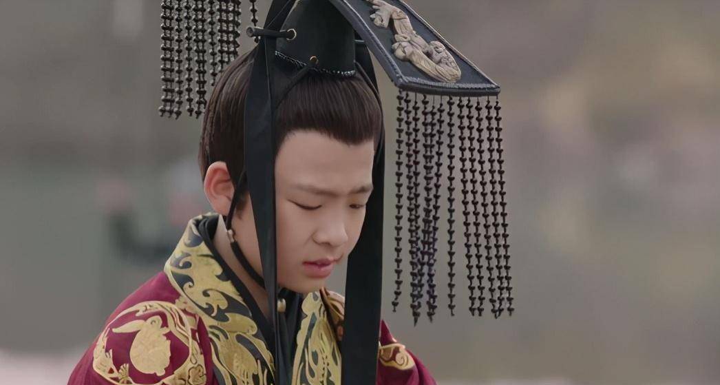 西汉又是怎么由盛转衰的?