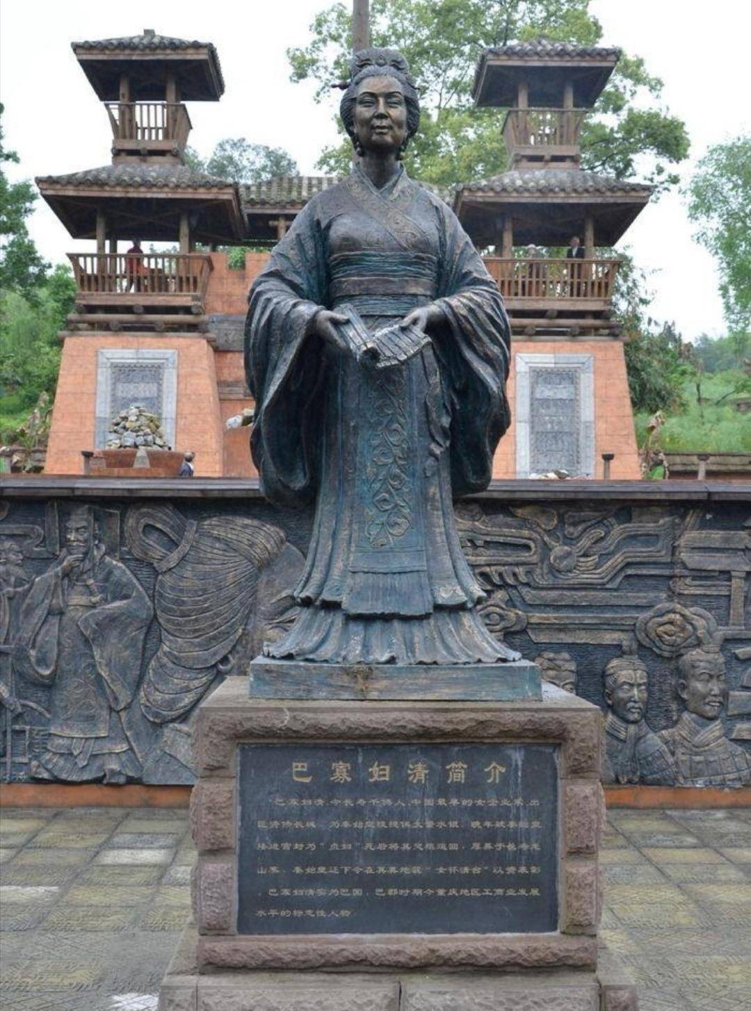 为何秦始皇会偏爱一位50岁的寡妇?专家在秦始皇陵墓中找到答案