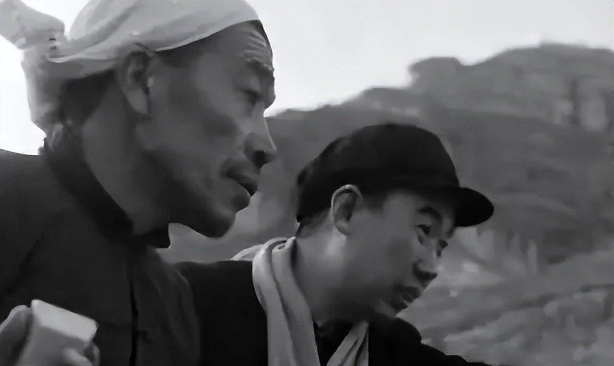 10万人花费十年时间,人工凿平1250座山,红旗渠的修建有多难?