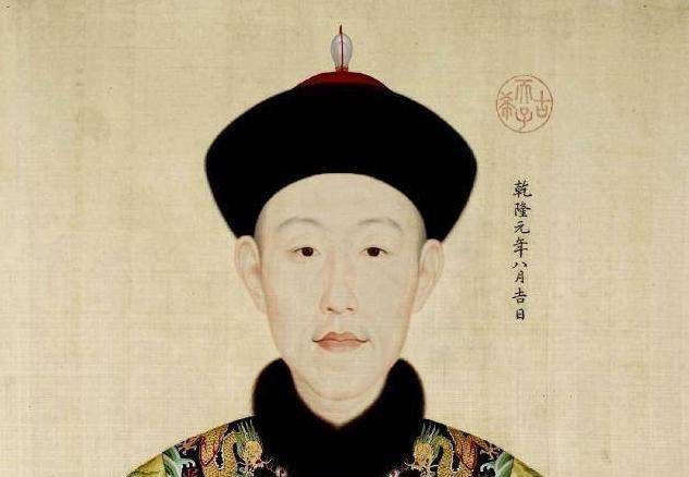 乾隆皇帝真实身高成谜,这件文物为众人揭开真相,一双鞋子恨天高