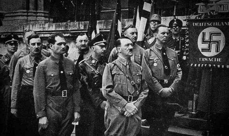 希特勒的权力游戏,冲锋队和罗姆到底因何而死?