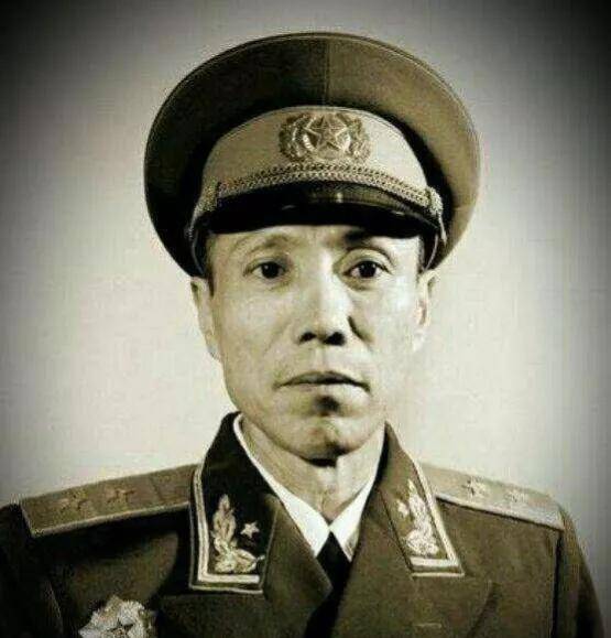 中将与实际授衔名单_韦国清_中央军委_李天焕