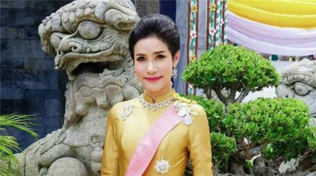 泰国国王王后最新消息图片
