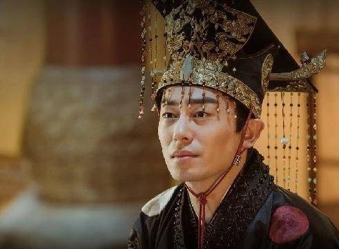 使,吏科给事中张居杰为副使,持节册赵府典仪副王约之女王氏为安阳王妃