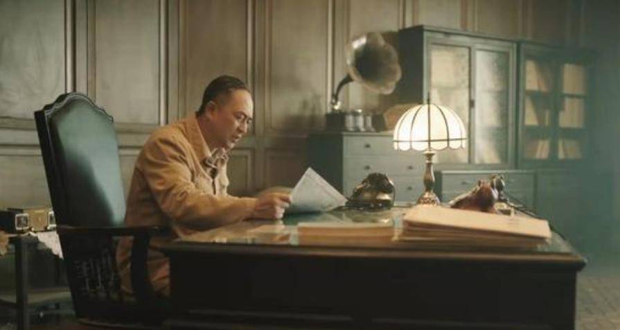 破晓东方:接收上海,4.5万旧人员安置问题,为何惊动党中央?