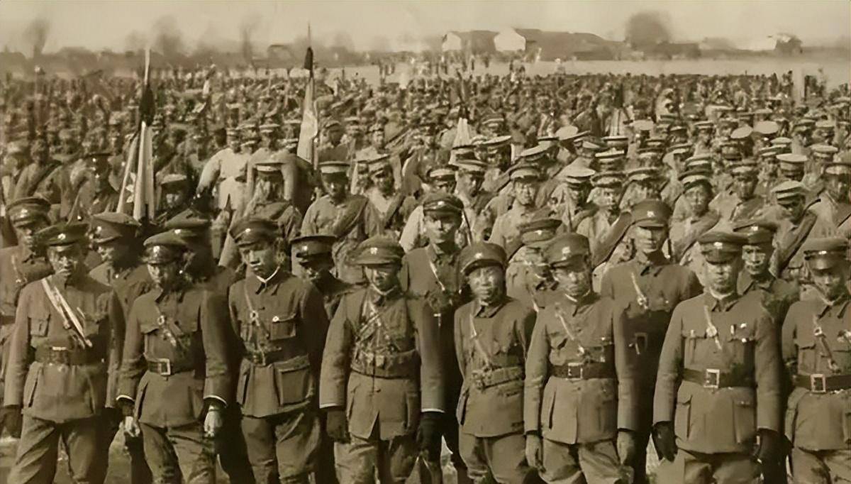 广东110岁淞沪会战老兵,日常离不开吃肉,只因年少时不寻常经历