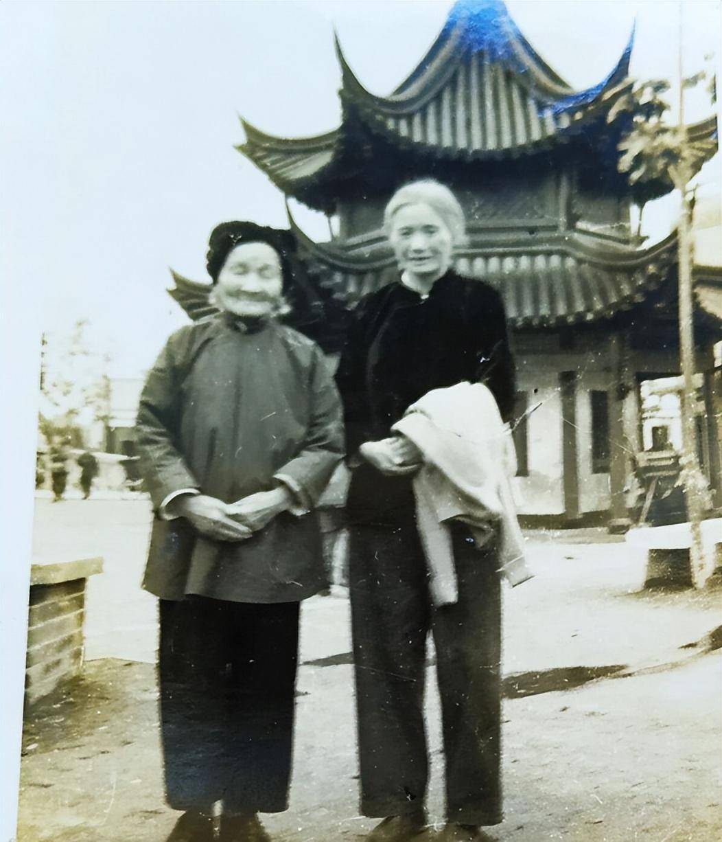 独女夭折,曹聚仁连哭40天,妻再没生育,他又娶女学生生了4孩_王春翠